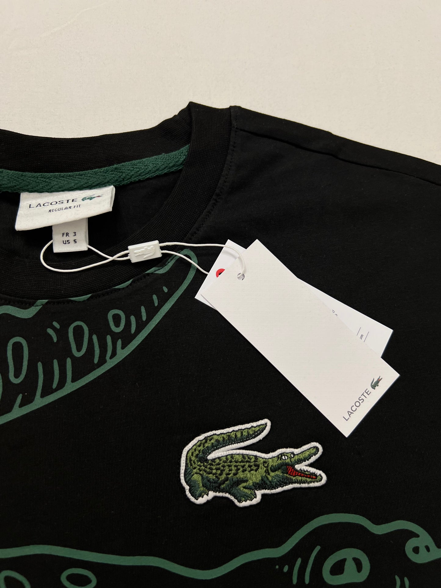 Lacoste Crna Majica sa Velikim Croc Printom