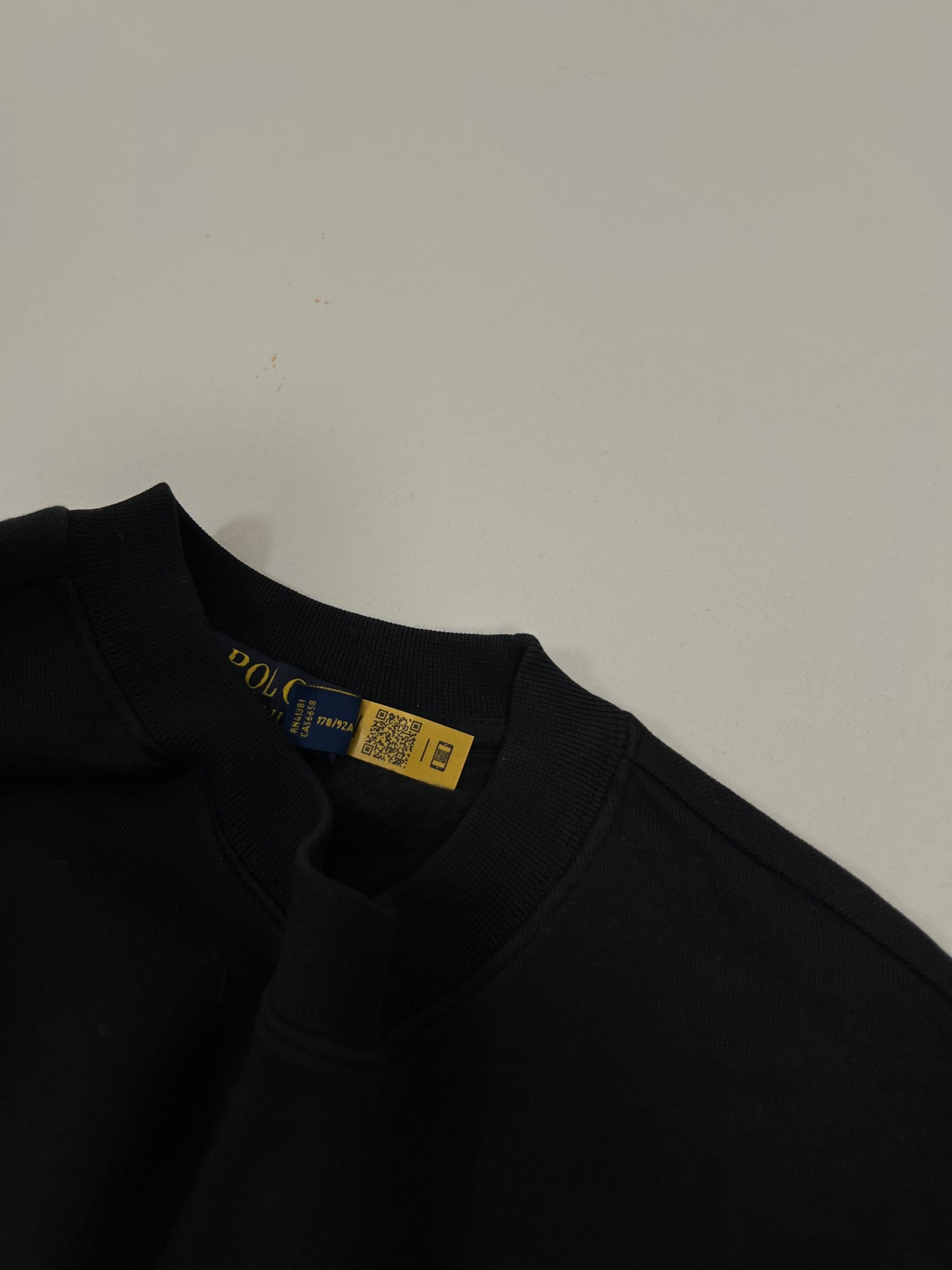 Polo Ralph Lauren Crni Duks sa Autumn Bear Printom