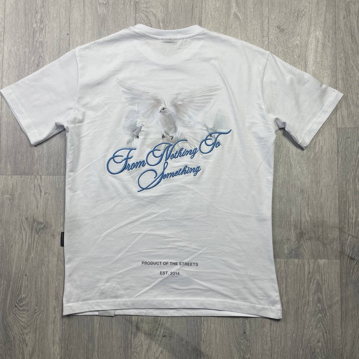 HOODRICH Bela Majica sa 'From Nothing To Something' Znakom na Leđima