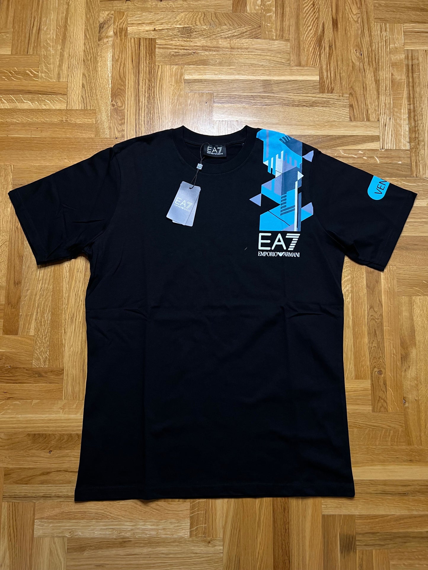 Emporio Armani EA7 Natural Aventus Crna Majica