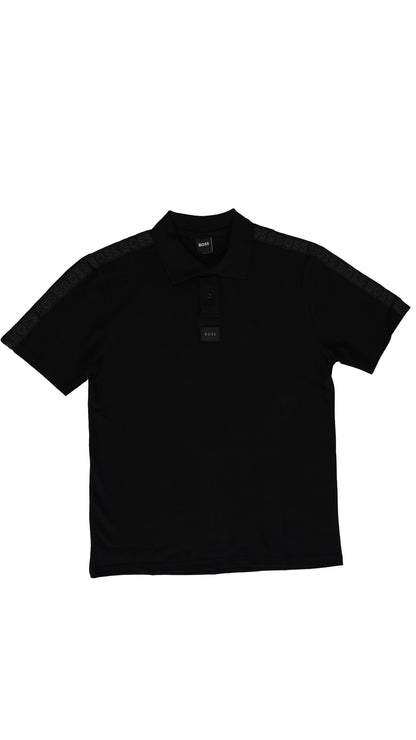 BOSS Crna Majica na Kragnu sa Textom na Rukavu