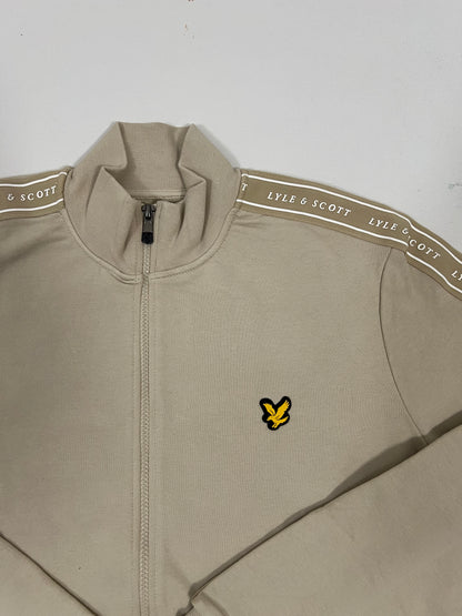 Lyle & Scott Krem Full-Zip Duks sa Text Printom na Rukavima