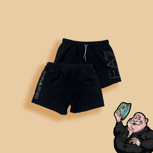 Emporio Armani EA7 Crni Šorc sa Velikim Logo Printom