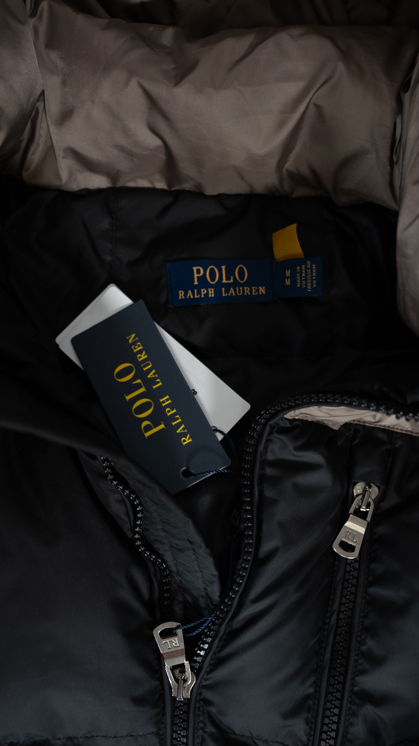 Polo Ralph Lauren Crna Jakna sa Krem Detaljem