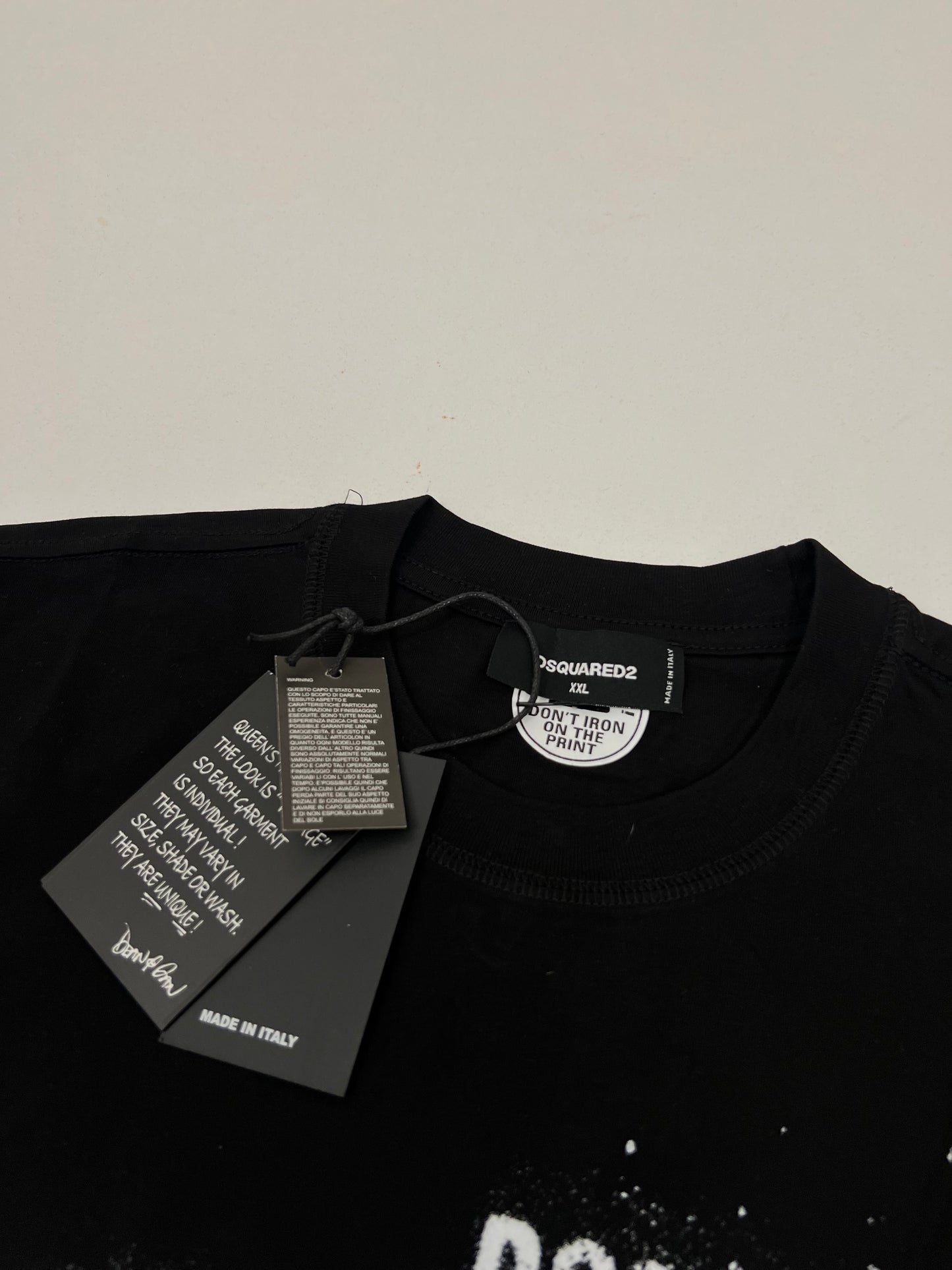 Dsquared2 ICON Crna Majica sa Velikim Printom