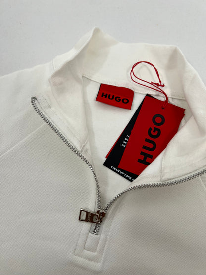 HUGO Beli Quarter-Zip Duks sa Crnim Box Logom