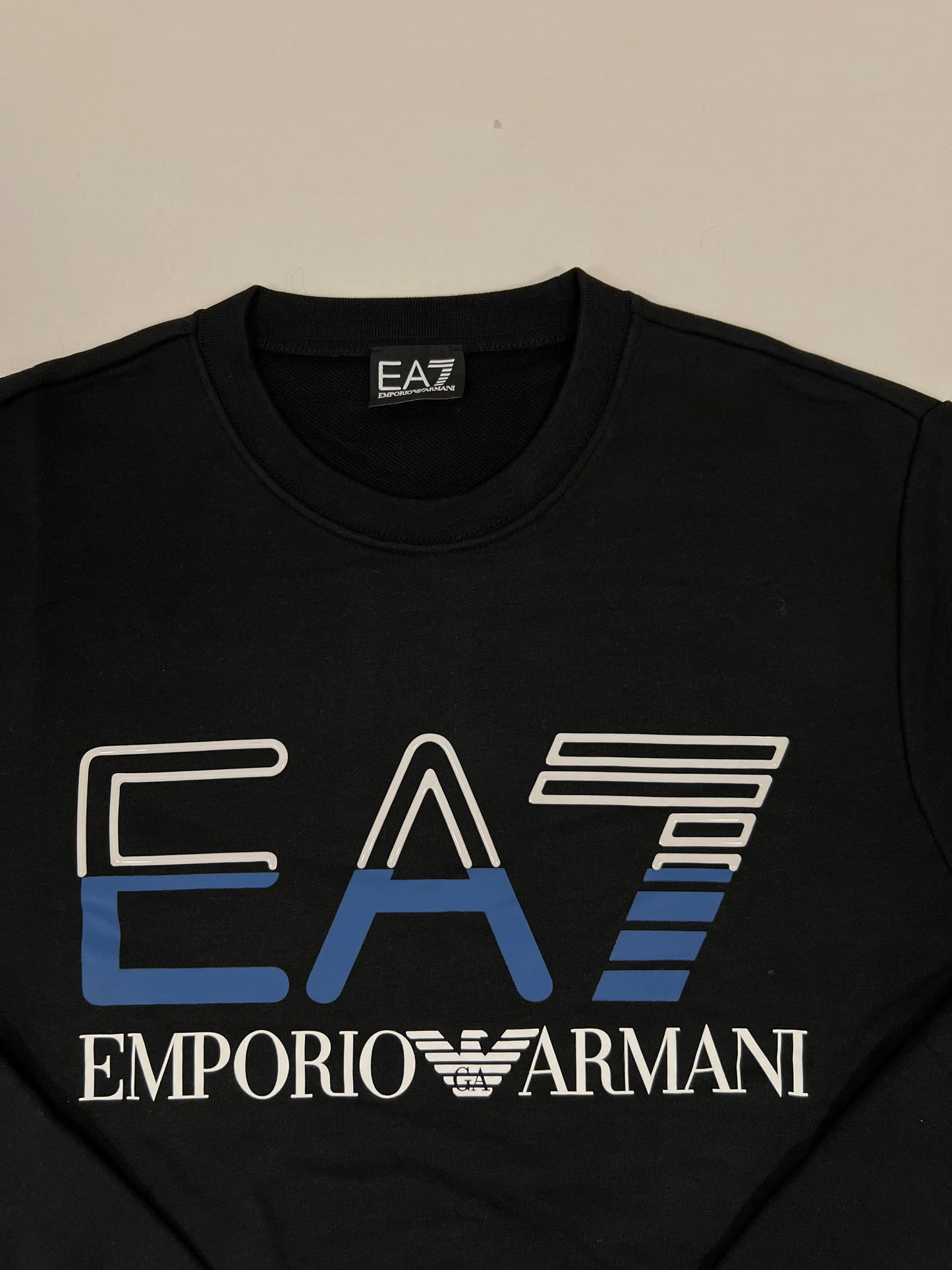 Emporio Armani EA7 Crni Duks sa Big Logom