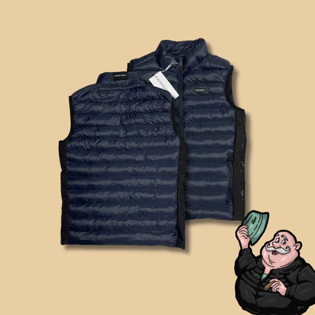 Calvin Klein Teget Prsluk sa Minimalistic Logom