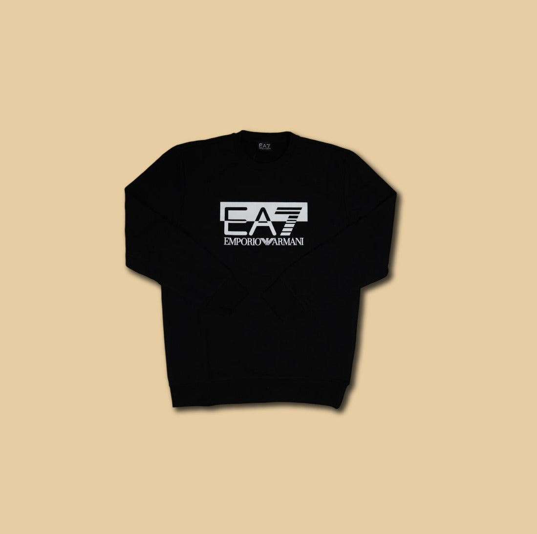 Emporio Armani EA7 Crni Duks sa Belim Natpisom